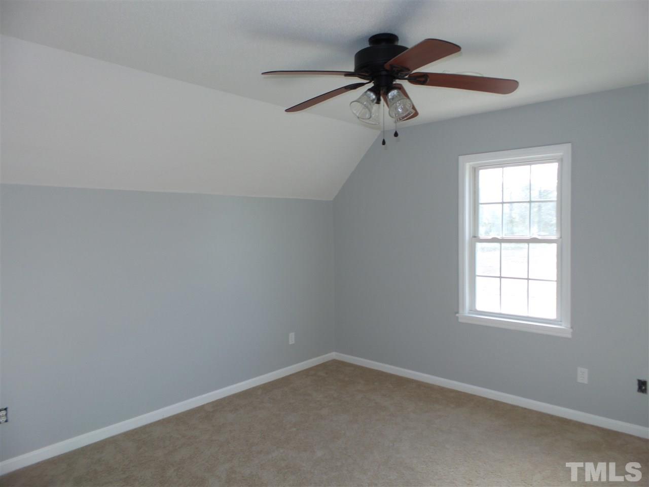 550 Jones Road Newton Grove, NC 28366 - Photo 13 of 22 Gallery Image 13