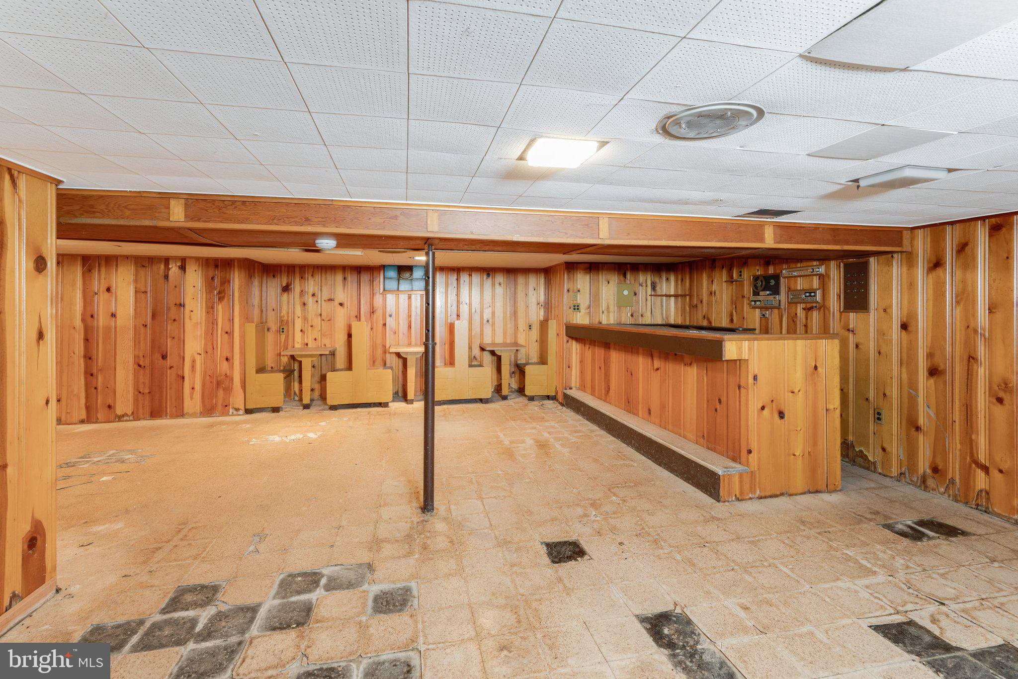 3022 Whitehall Road Norristown, PA 19403 - Photo 15 of 31