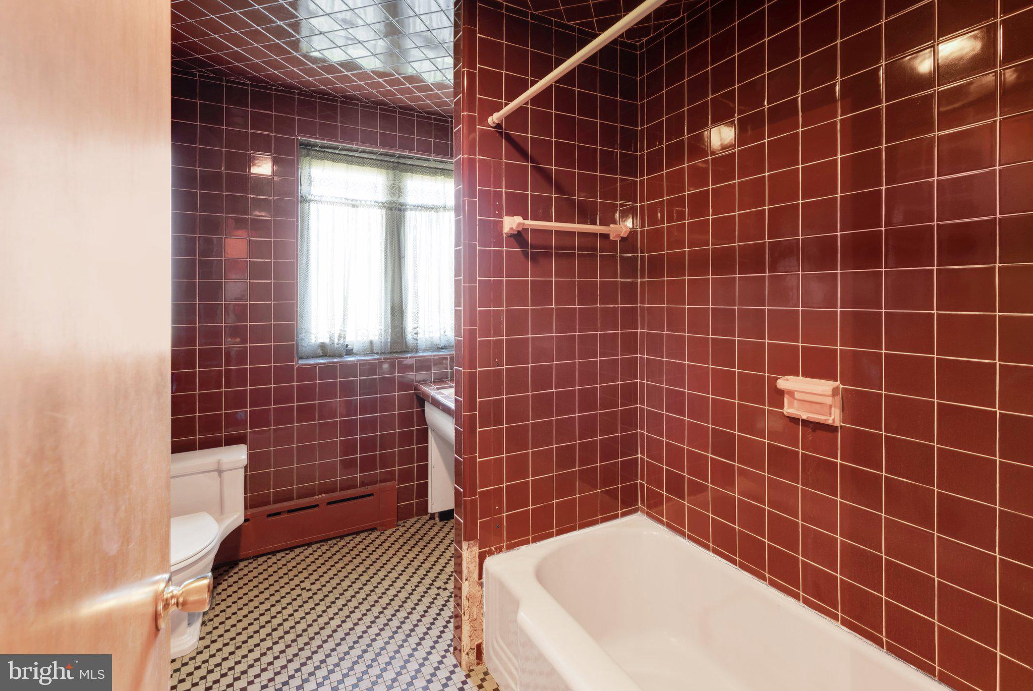 3022 Whitehall Road Norristown, PA 19403 - Photo 20 of 31