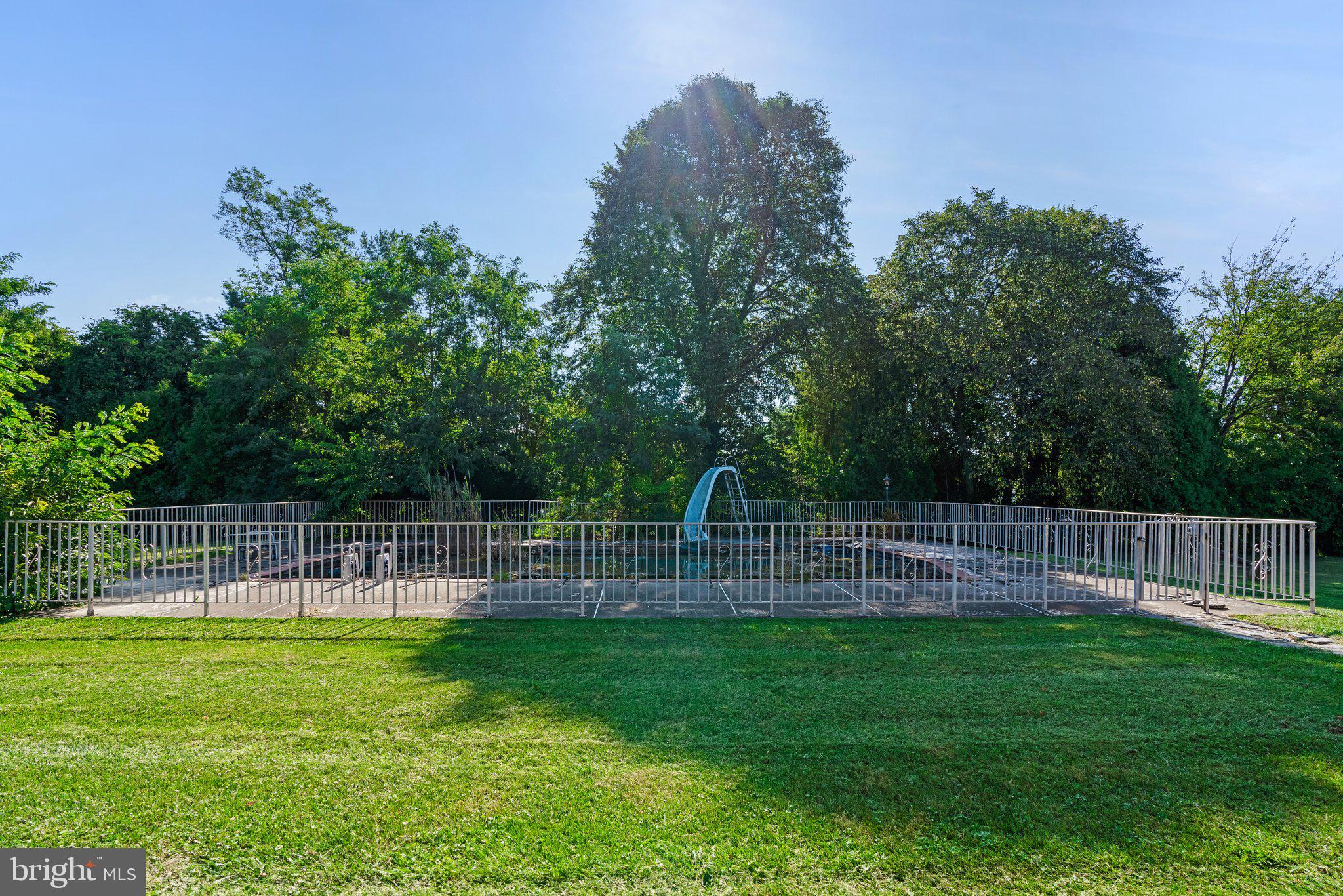 3022 Whitehall Road Norristown, PA 19403 - Photo 24 of 31