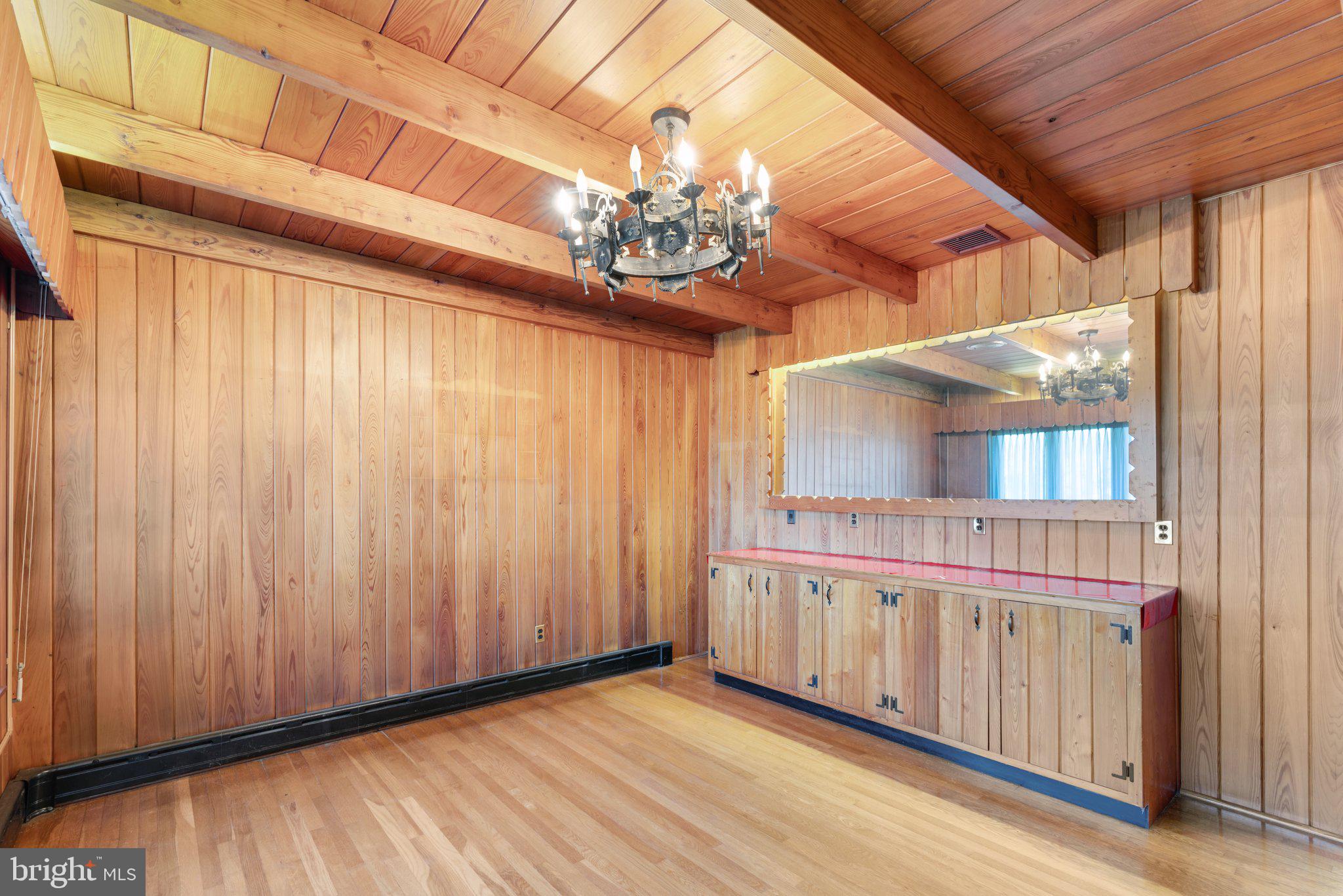 3022 Whitehall Road Norristown, PA 19403 - Photo 9 of 31