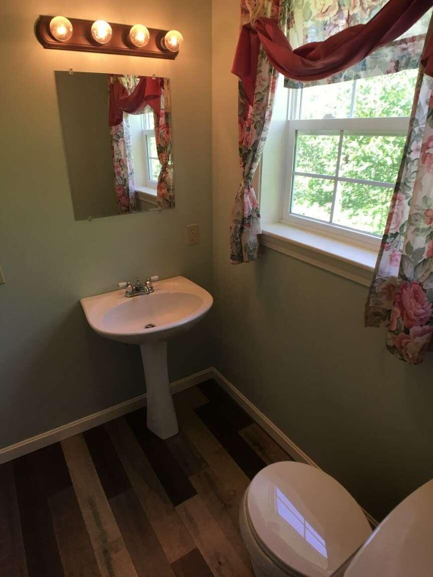 33 Ridgeview Drive Thomaston, ME 04861 - Photo 16 of 19 Fox.16