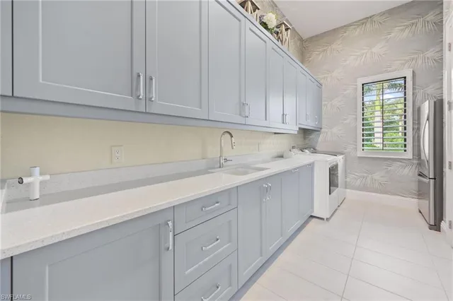 $6,395,000 | 6303 Highcroft Drive, Naples, FL 34119