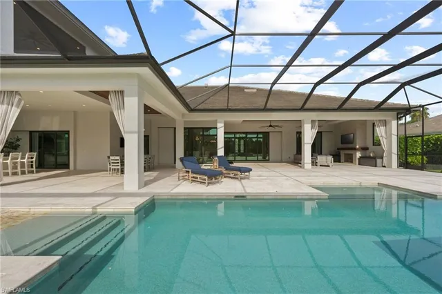 $6,395,000 | 6303 Highcroft Drive, Naples, FL 34119