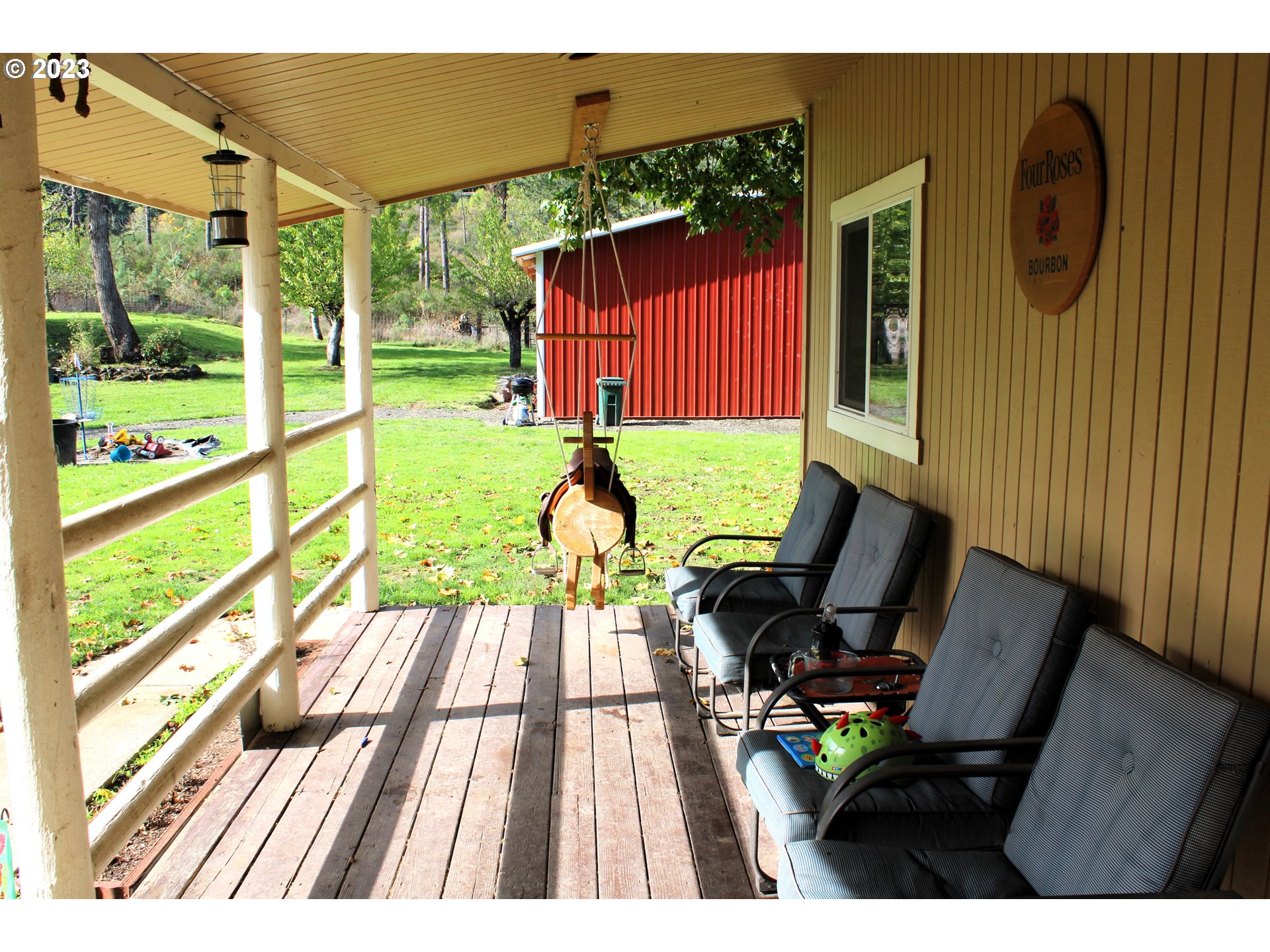 3392 Eagle Valley Road Yoncalla, OR 97499 - Photo 17 of 48 a view of outdoor seating space