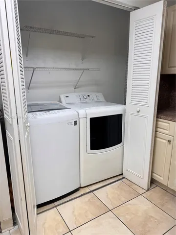 $2,275 | 6280 Northwest 186th Street, Unit 310, Hialeah, FL 33015