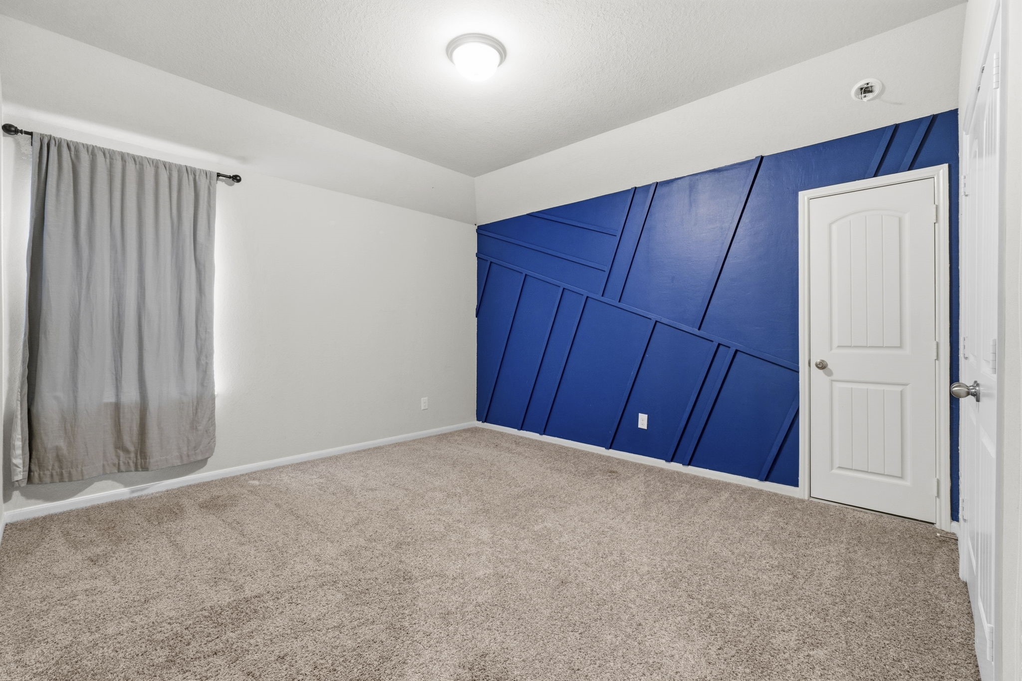 4551 Overlook Bend Drive Spring, TX 77386 - Photo 16 of 21 2nd bedroom upstaris