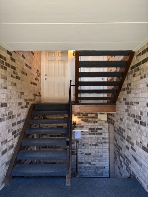 9132 South Pulaski Road, Unit 2E Oak Lawn, IL 60453 - Photo 18 of 22 a view of entryway