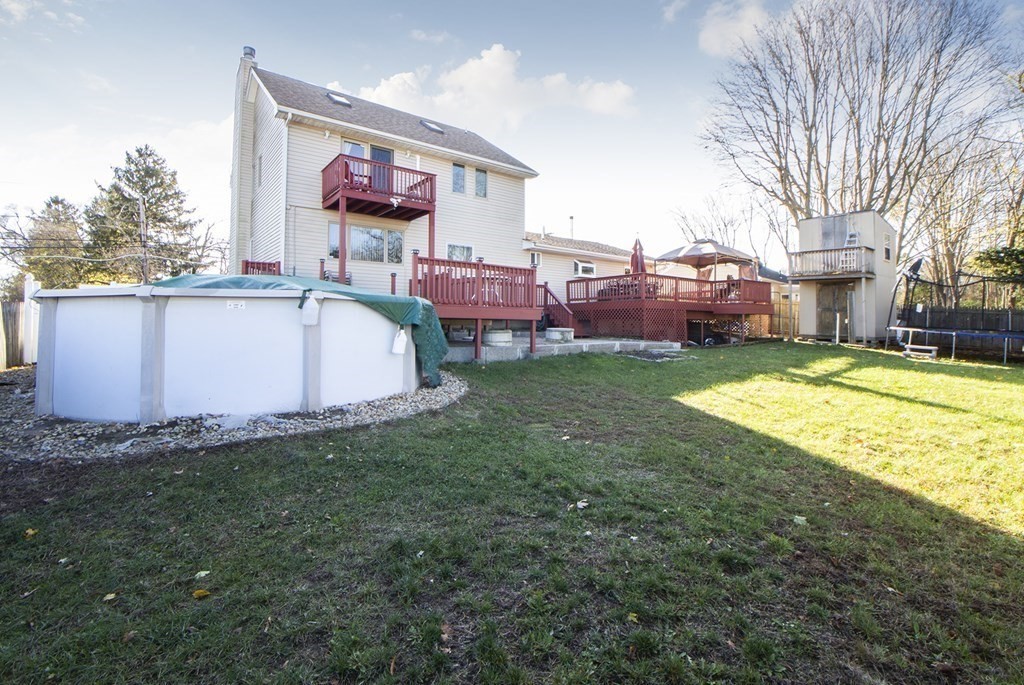 573 Gardners Neck Road Swansea, MA 02777 - Photo 2 of 37 Gallery Image 2