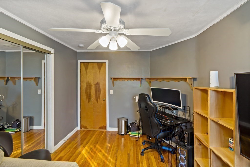 573 Gardners Neck Road Swansea, MA 02777 - Photo 25 of 37 Gallery Image 25