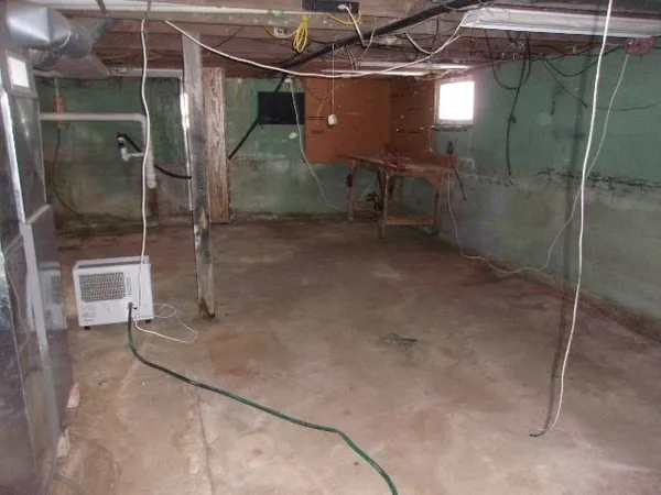 $59,900 | N1051 Highway 35, Menominee, MI 49858