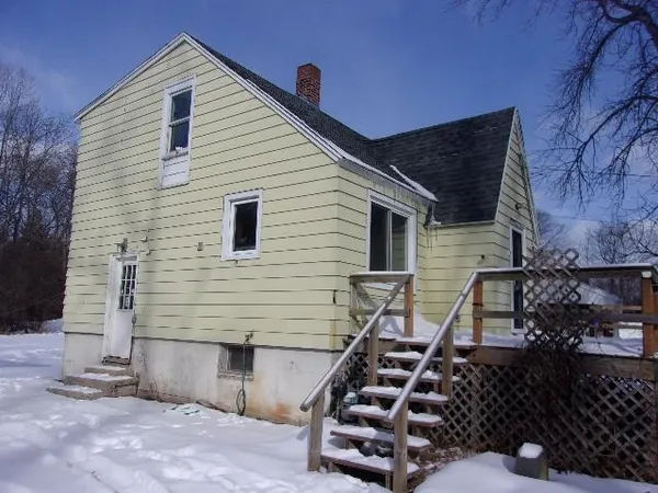 $59,900 | N1051 Highway 35, Menominee, MI 49858
