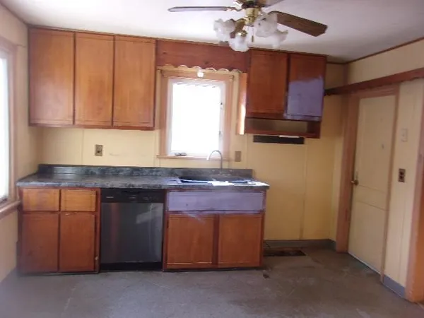 $59,900 | N1051 Highway 35, Menominee, MI 49858