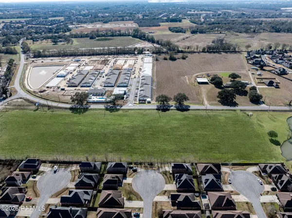 $5,077,563 | 1200-blk East Broussard Road, Lafayette, LA 70508