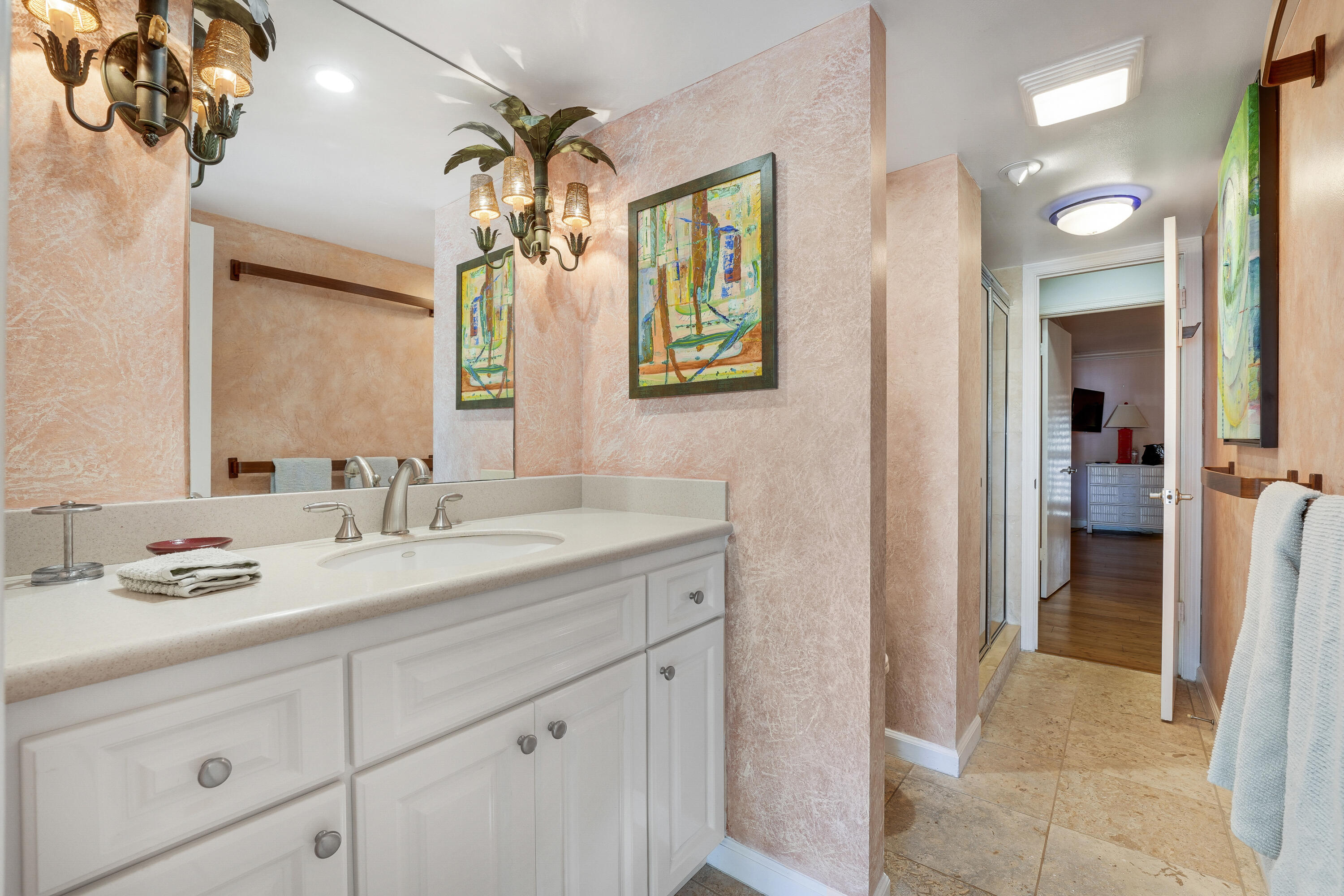 1080 Fairview Lane Singer Island, FL 33404 - Photo 36 of 51 Bathroom 1