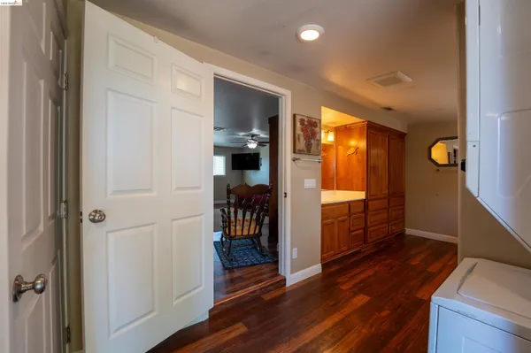 $1,400,000 | 147 Loren Lane, Oakley, CA 94561