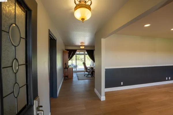 $1,400,000 | 147 Loren Lane, Oakley, CA 94561