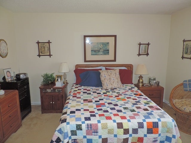 1395 White Stone Quarry Road Bowling Green, KY 42101 - Photo 16 of 25 Gallery Image 16