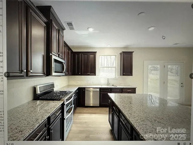 $2,700 | 5021 Kinsbridge Drive, Unit 6, Mint Hill, NC 28227