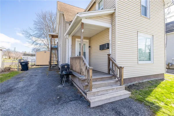 $184,900 | 11 Hallenbeck Avenue, Geneva City, NY 14456