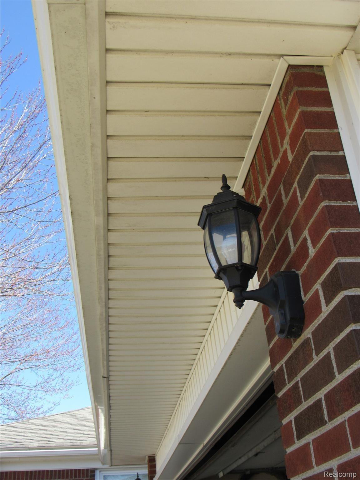 22901 Northline Road Taylor, MI 48180 - Photo 20 of 56 IMG_2153.JPG