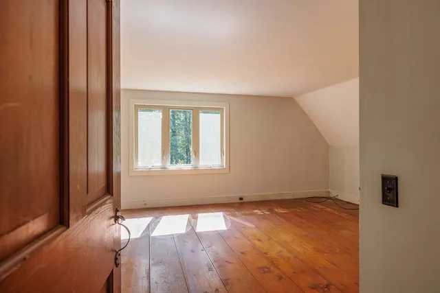 $599,000 | 250 King Street, Boscawen, NH 03303