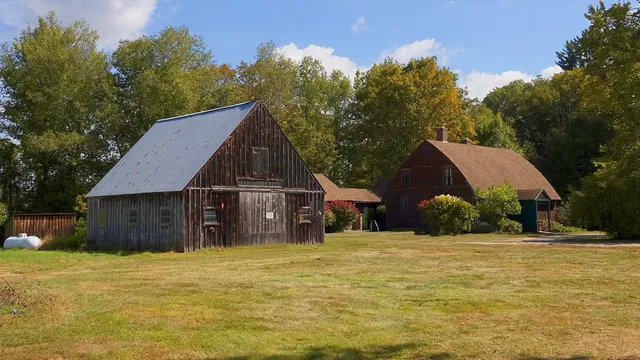 $599,000 | 250 King Street, Boscawen, NH 03303