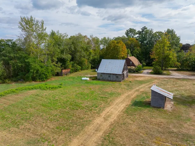 $599,000 | 250 King Street, Boscawen, NH 03303