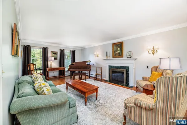 $840,000 | 208 Willows Road, Newton, NJ 07860