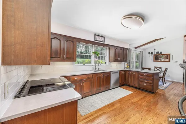 $840,000 | 208 Willows Road, Newton, NJ 07860