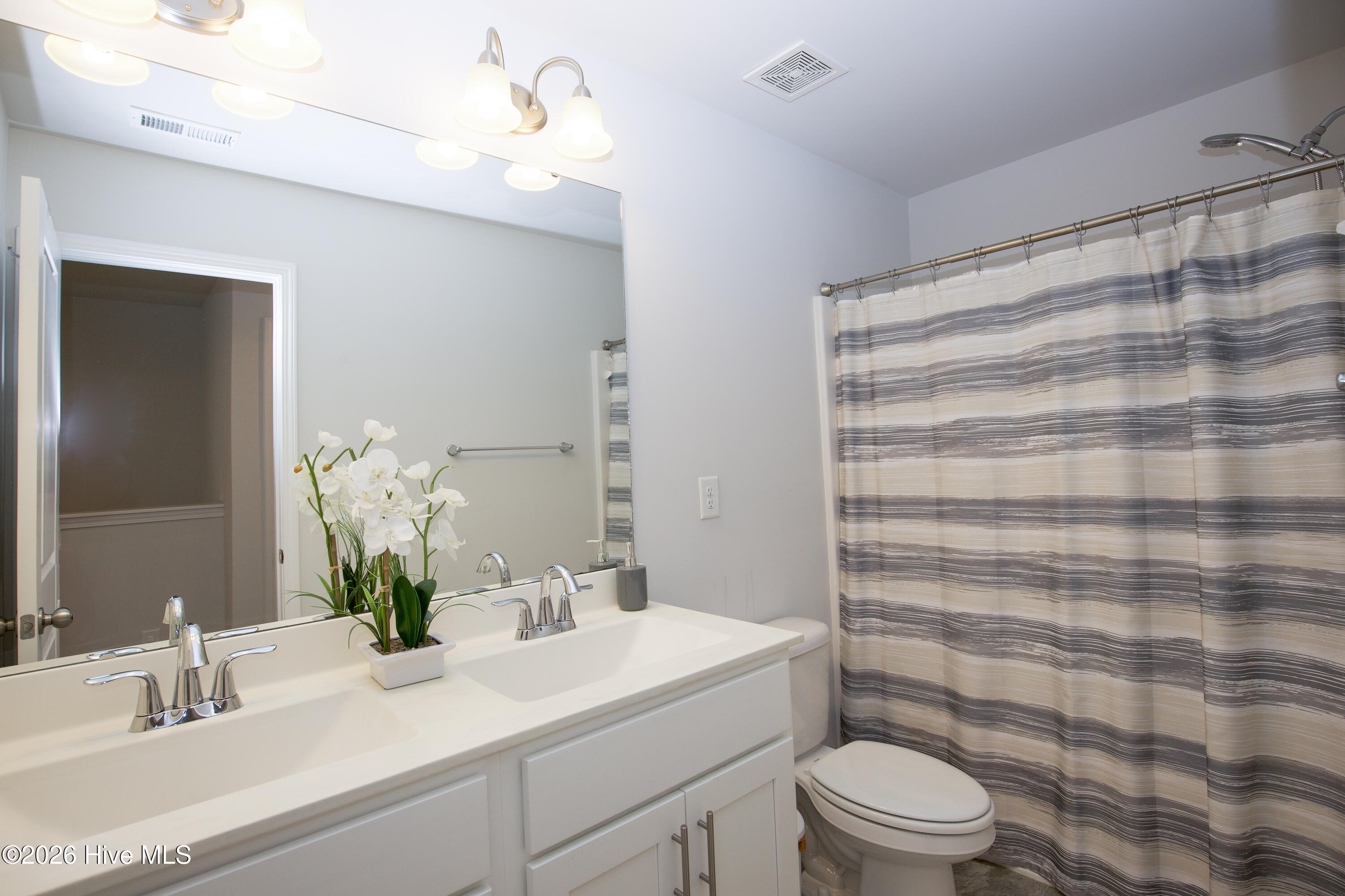 119 Fontana Lake Road Aberdeen, NC 28315 - Photo 43 of 50 119 Fontana Lake Rd-37