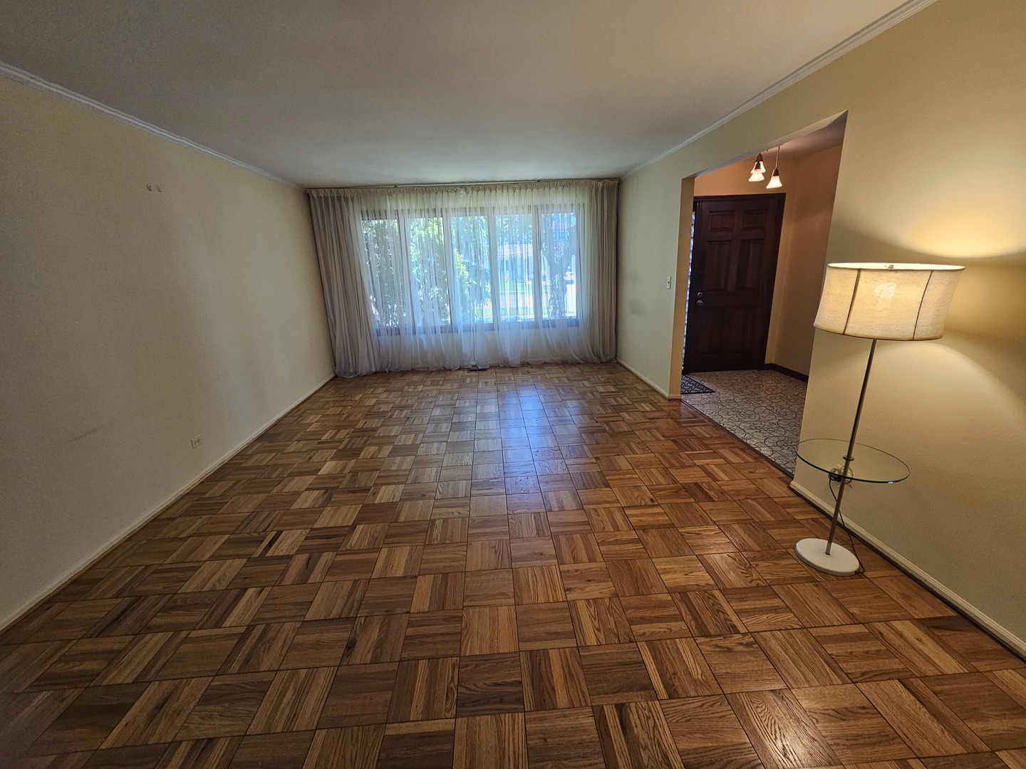 7215 Beckwith Road Morton Grove, IL 60053 - Photo 11 of 17 Gallery Image 11