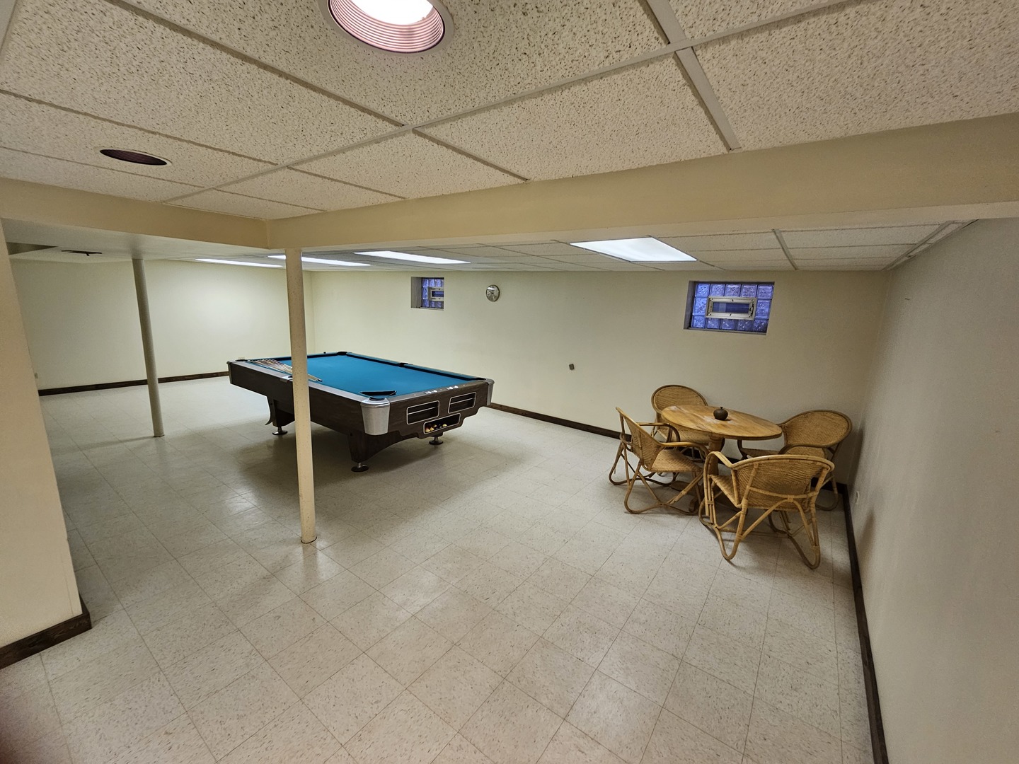 7215 Beckwith Road Morton Grove, IL 60053 - Photo 17 of 17 Gallery Image 17