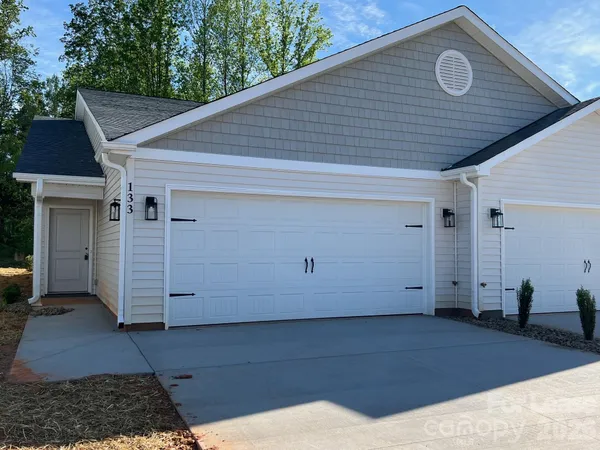 $2,495 | 133 Brawley Villas Place, Mooresville, NC 28117