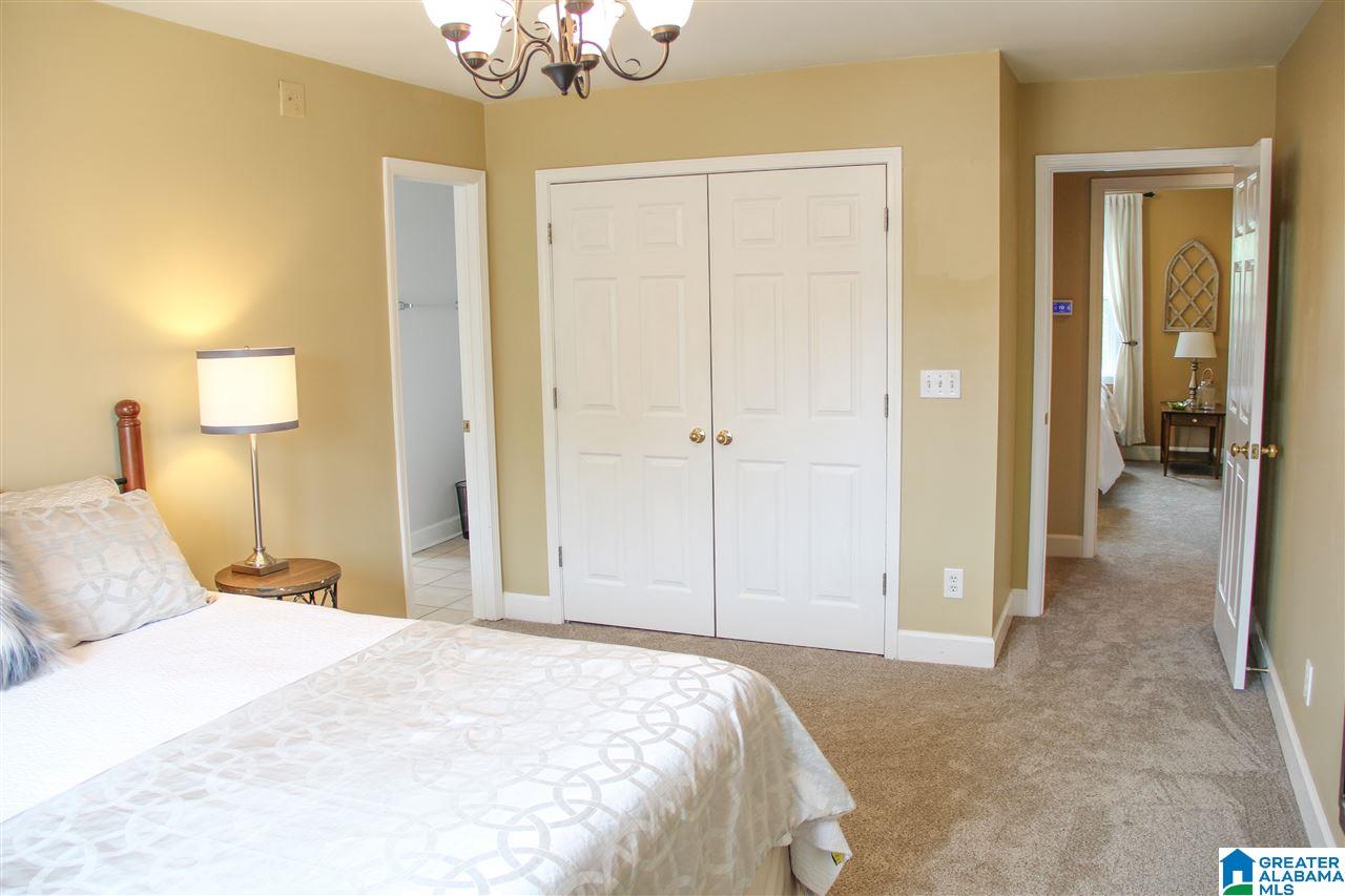 5325 Hickory Trace Birmingham, AL 35244 - Photo 19 of 37