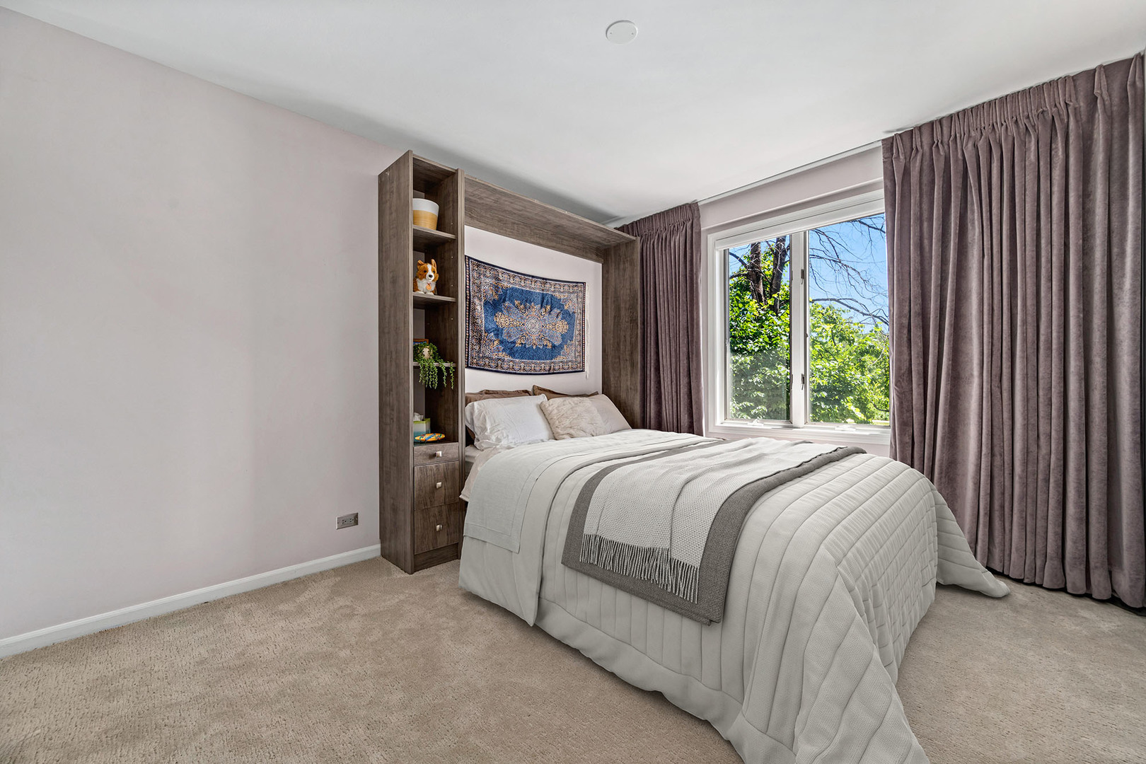 1720 North LaSalle Drive, Unit 1 Chicago, IL 60614 - Photo 17 of 28 a bedroom with a bed and a window