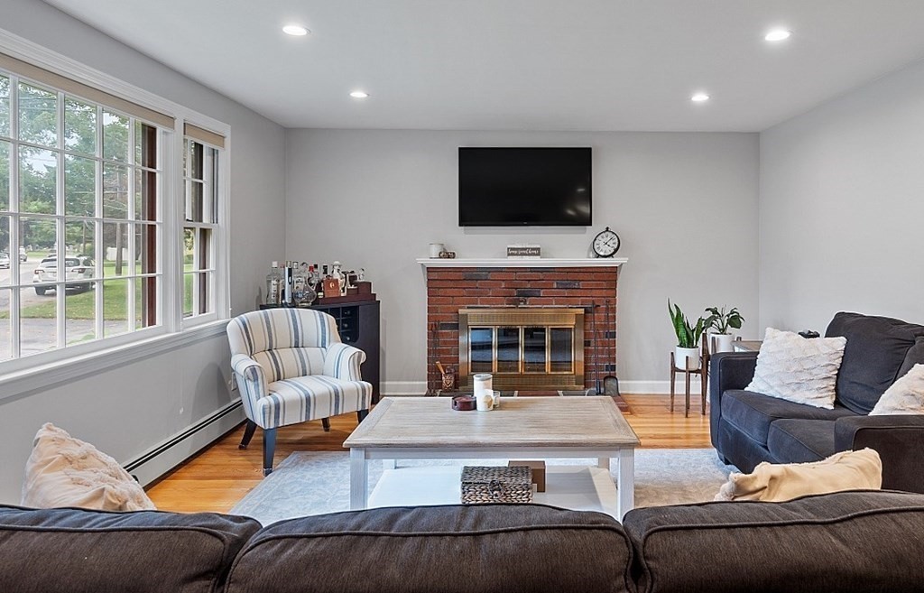 2 Walker Street Maynard, MA 01754 - Photo 12 of 32 Gallery Image 12