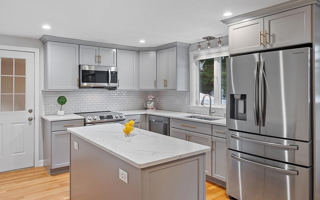 2 Walker Street Maynard, MA 01754 - Photo 10 of 32 Gallery Image 10