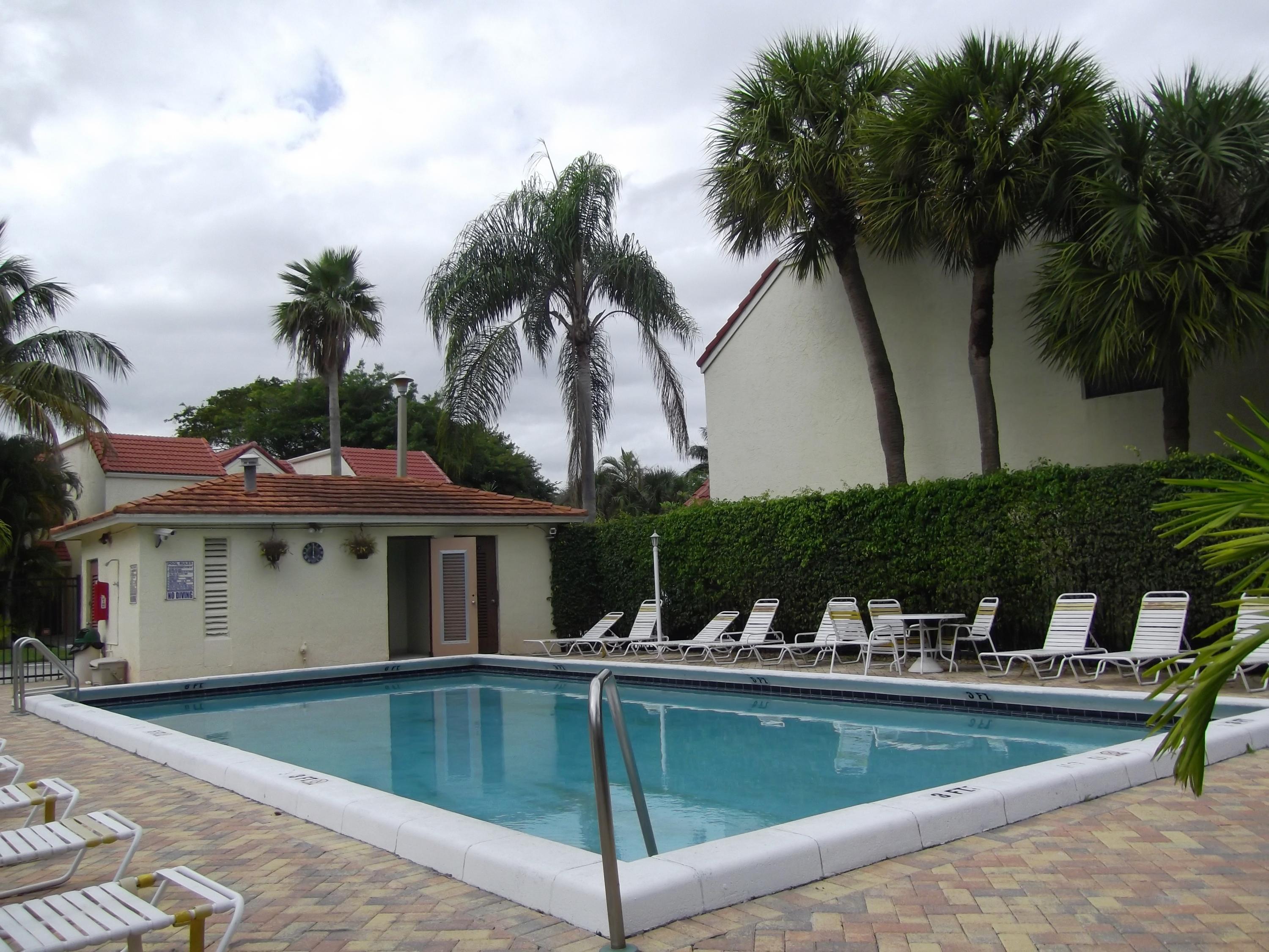 7438 Chablis Court Boca Raton, FL 33433 - Photo 26 of 27 Castel del Mar - Pool
