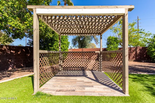 $2,700 | 5807 South Palm Drive, Tempe, AZ 85283