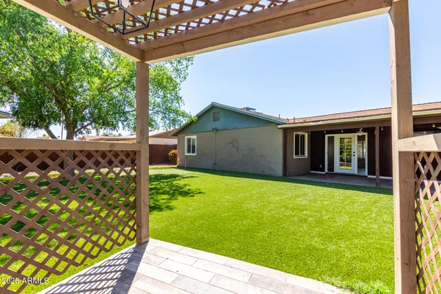 $2,700 | 5807 South Palm Drive, Tempe, AZ 85283