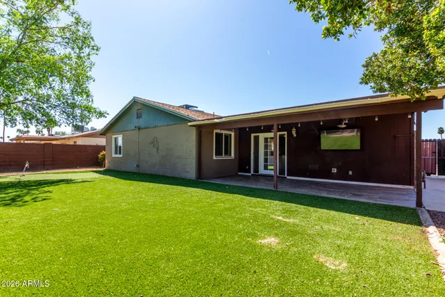 $2,700 | 5807 South Palm Drive, Tempe, AZ 85283