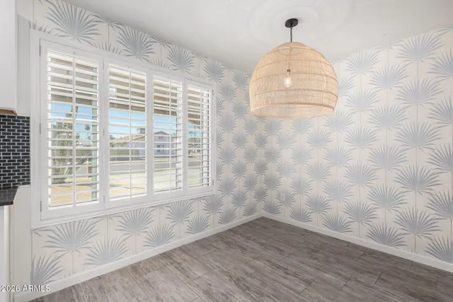 $2,700 | 5807 South Palm Drive, Tempe, AZ 85283