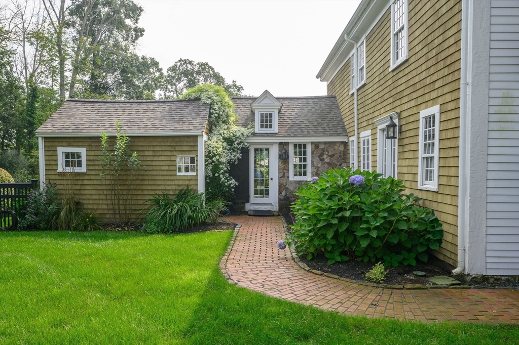 233 Washington Street Hanover, MA 02339 - Photo 32 of 42