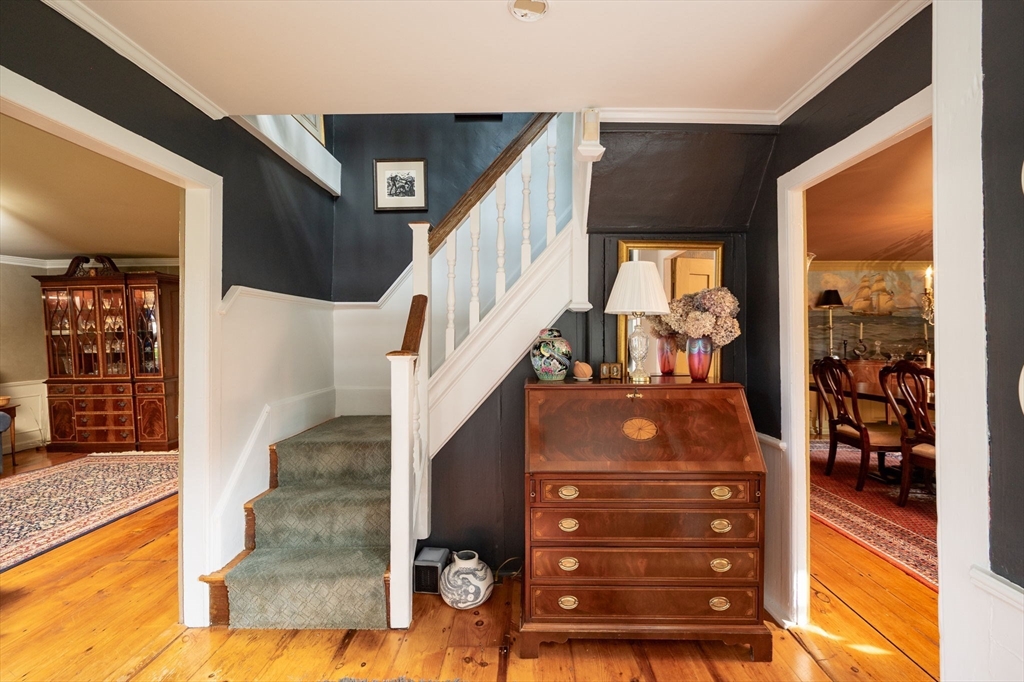233 Washington Street Hanover, MA 02339 - Photo 4 of 42