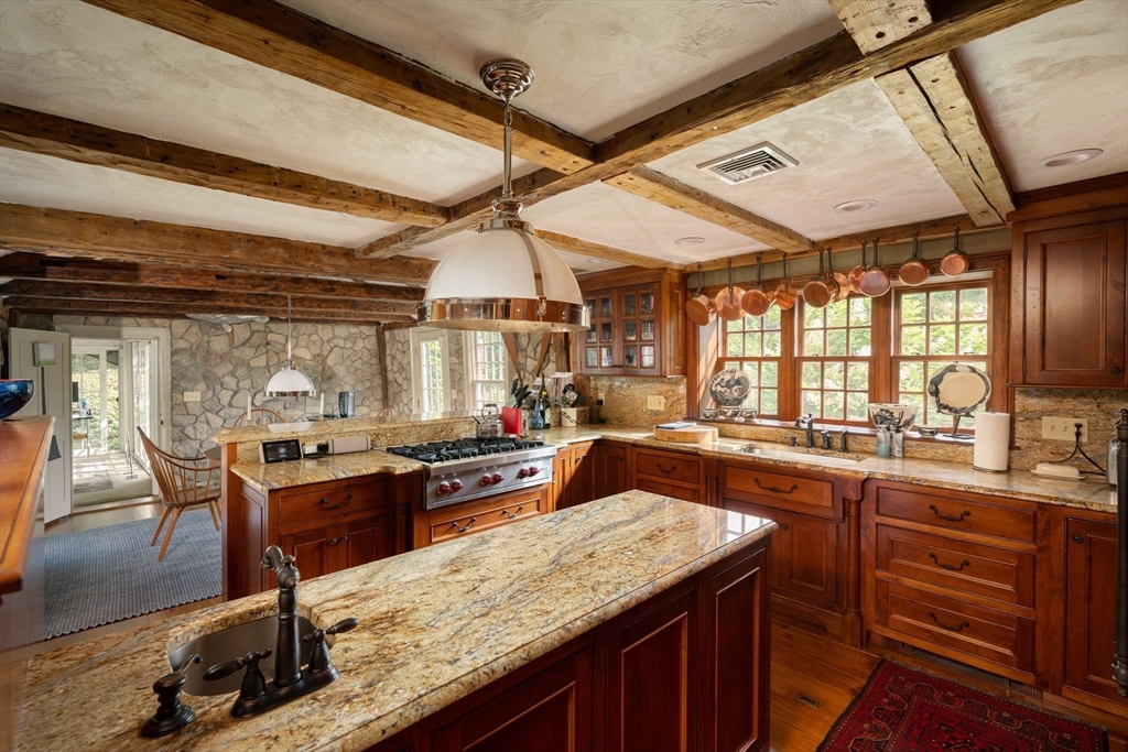 233 Washington Street Hanover, MA 02339 - Photo 8 of 42