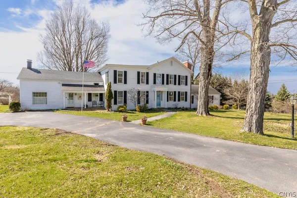 $950,000 | 3857 E Road, Cazenovia, NY 13035