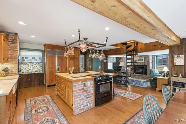 $1,050,000 | 3857 E Road, Cazenovia, NY 13035