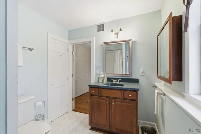 $1,050,000 | 3857 E Road, Cazenovia, NY 13035