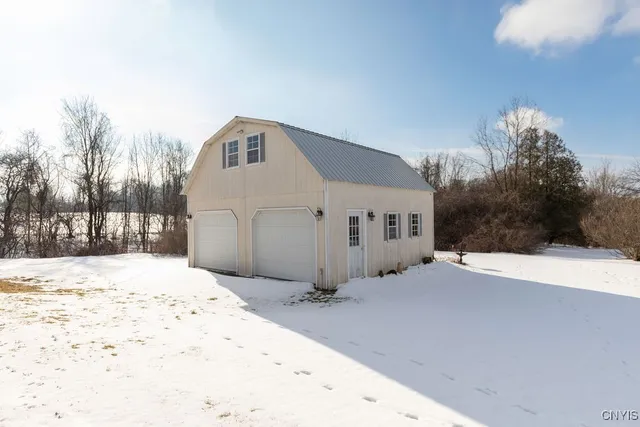 $1,050,000 | 3857 E Road, Cazenovia, NY 13035